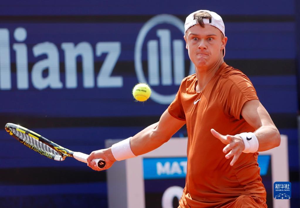 变幻的足球 变幻的足球